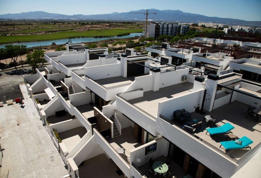 2 Zimmer Apartment zu verkaufen in Condado de Alhama mit Pool - 243.600 € (Ref: 9902359)