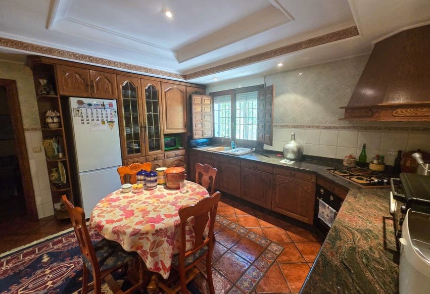 9 makuuhuone Huvila myytävänä paikassa Elche / Elx mukana uima-altaan - 1 150 000 € (Ref: 9905188)