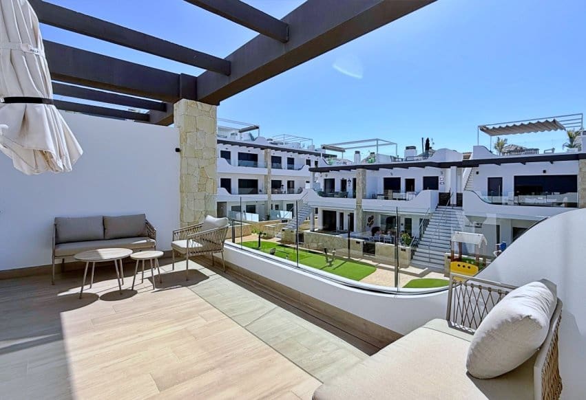2 quarto Penthouse para venda em Orihuela Costa - 379 000 € (Ref: 9908953)