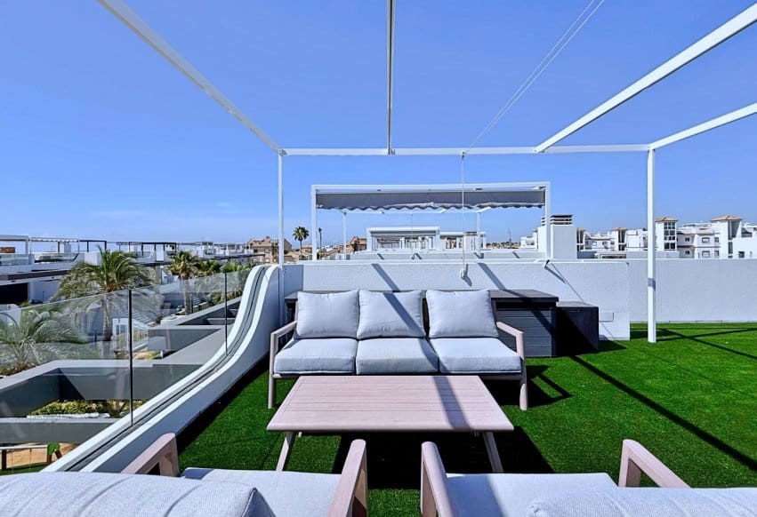2 quarto Penthouse para venda em Orihuela Costa - 379 000 € (Ref: 9908953)