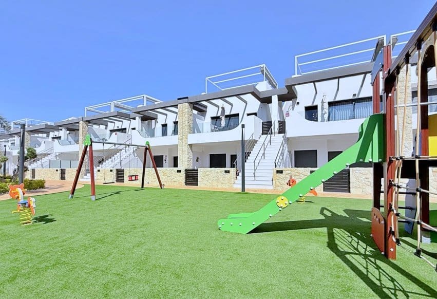 2 quarto Penthouse para venda em Orihuela Costa - 379 000 € (Ref: 9908953)