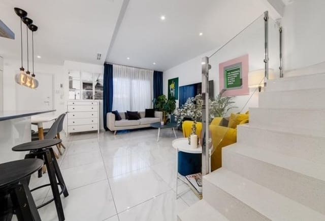 3 soveværelse Byhus til salg i Las Filipinas med swimmingpool - € 324.999 (Ref: 9909460)
