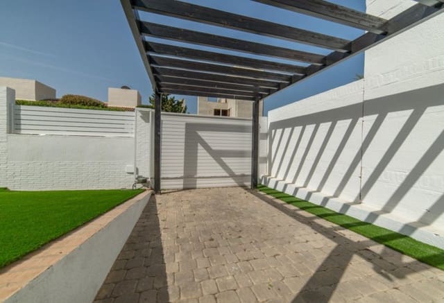 2 bedroom Villa for sale in La Peraleja Golf Resort, Murcia city with pool garage - € 286,000 (Ref: 9921096)