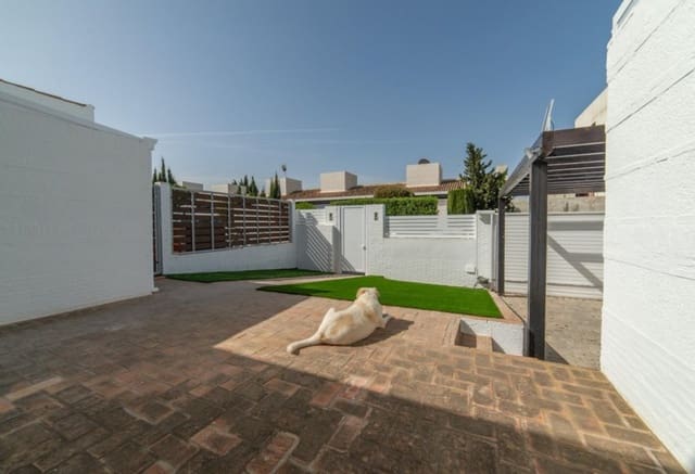 2 bedroom Villa for sale in La Peraleja Golf Resort, Murcia city with pool garage - € 286,000 (Ref: 9921096)
