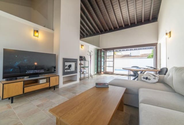 2 bedroom Villa for sale in La Peraleja Golf Resort, Murcia city with pool garage - € 286,000 (Ref: 9921096)