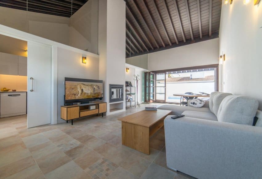 2 bedroom Villa for sale in La Peraleja Golf Resort with pool garage - € 286,000 (Ref: 9921096)