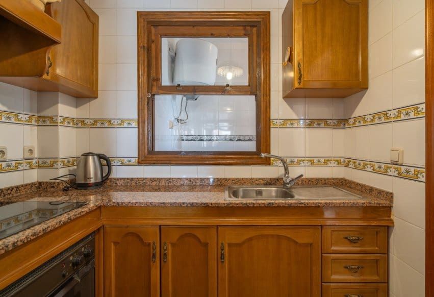 2 Zimmer Apartment zu verkaufen in Cabo Roig mit Pool - 205.000 € (Ref: 9925155)