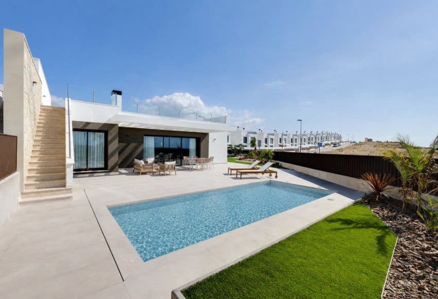 3 bedroom Townhouse for sale in Muchamiel / Mutxamel - € 620,000 (Ref: 9926620)