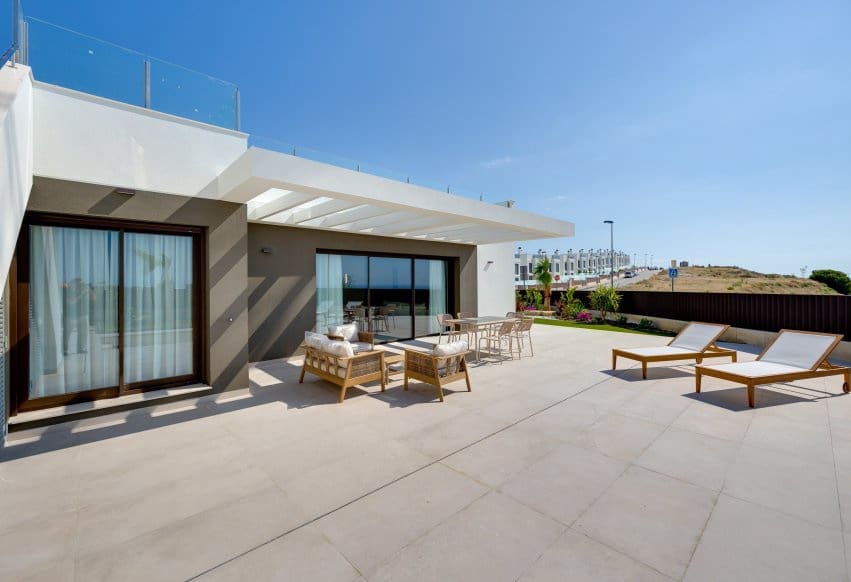 3 bedroom Townhouse for sale in Muchamiel / Mutxamel - € 620,000 (Ref: 9926620)