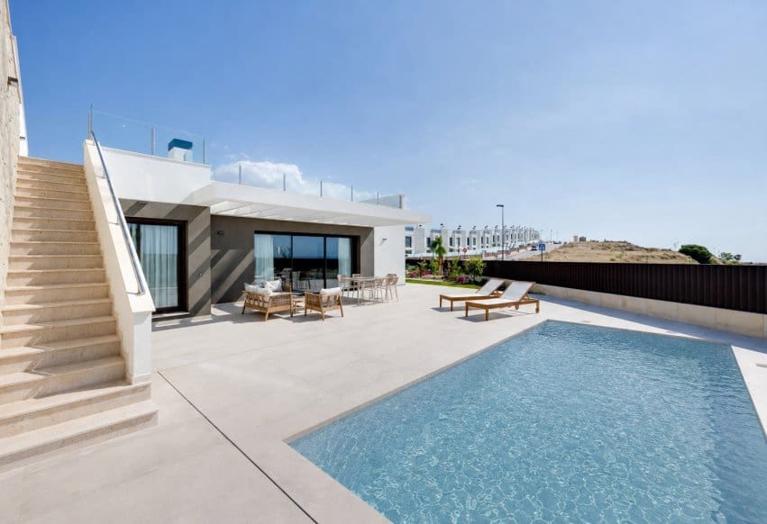 3 bedroom Townhouse for sale in Muchamiel / Mutxamel - € 620,000 (Ref: 9926620)