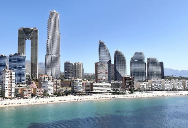 2 camera da letto Appartamento in vendita in Playa Poniente, Benidorm con piscina - 849.000 € (Rif: 9932187)