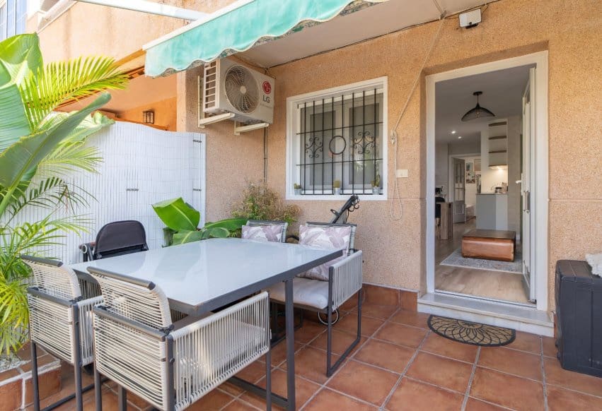 3 slaapkamer Huis te koop in Lo Pagan - € 185.000 (Ref: 9932360)