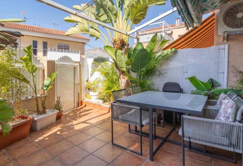 3 slaapkamer Huis te koop in Lo Pagan - € 185.000 (Ref: 9932360)