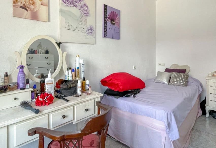 4 soverom Hus til salgs i Orihuela Costa med svømmebasseng - € 295 000 (Ref: 9935005)