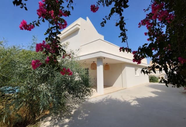 4 soveværelse Villa til salg i Ciudad Quesada, Rojales med swimmingpool - € 549.000 (Ref: 9936858)