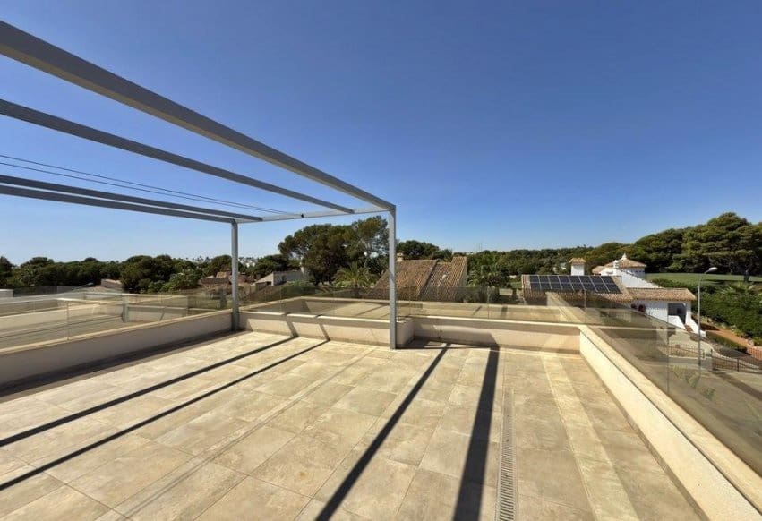 5 sypialnia Willa na sprzedaż w Villamartin - 840 000 € (Ref: 9936859)