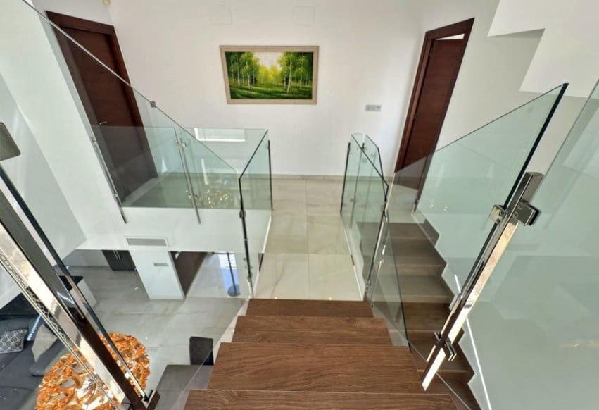 5 sypialnia Willa na sprzedaż w Villamartin - 840 000 € (Ref: 9936859)