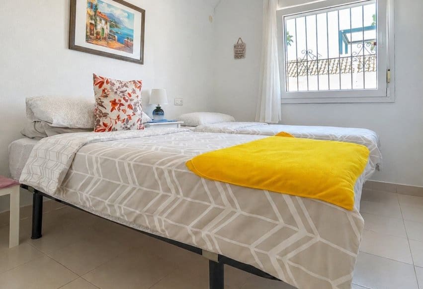 Bungalow de 2 habitaciones en Los Narejos en venta con piscina - 220.000 € (Ref: 9938712)