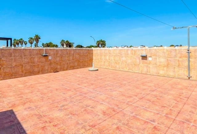 2 soveværelse Bungalow til salg i Los Narejos, Los Alcázares med swimmingpool - € 220.000 (Ref: 9938712)