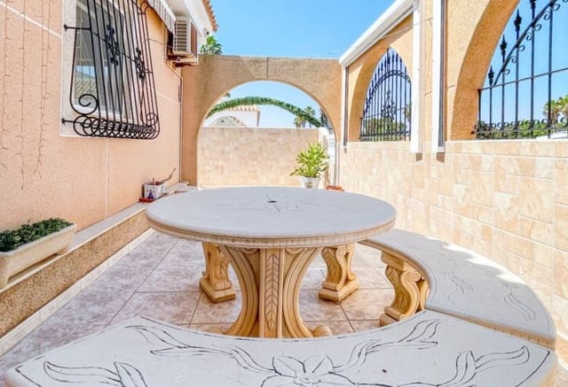 2 soveværelse Bungalow til salg i Los Narejos, Los Alcázares med swimmingpool - € 220.000 (Ref: 9938712)