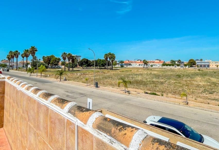 Bungalow de 2 habitaciones en Los Narejos en venta con piscina - 220.000 € (Ref: 9938712)