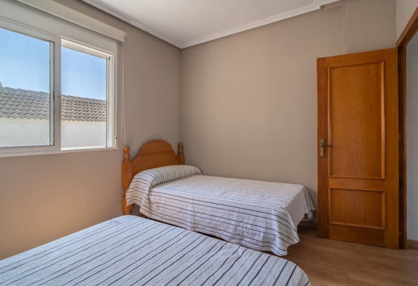 4 soveværelse Byhus til salg i Torre de la Horadada - € 214.000 (Ref: 9941198)