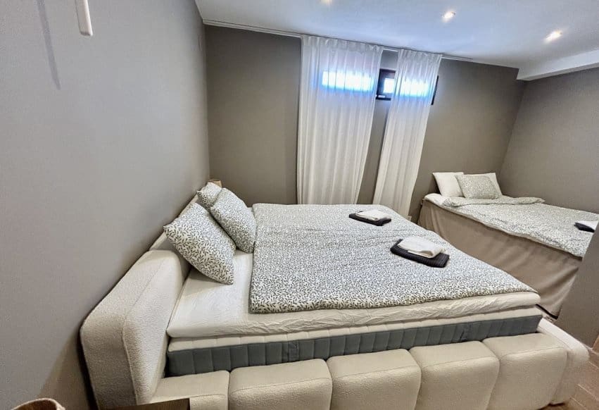5 soverom Villa til salgs i La Zenia med svømmebasseng - € 840 000 (Ref: 9943215)
