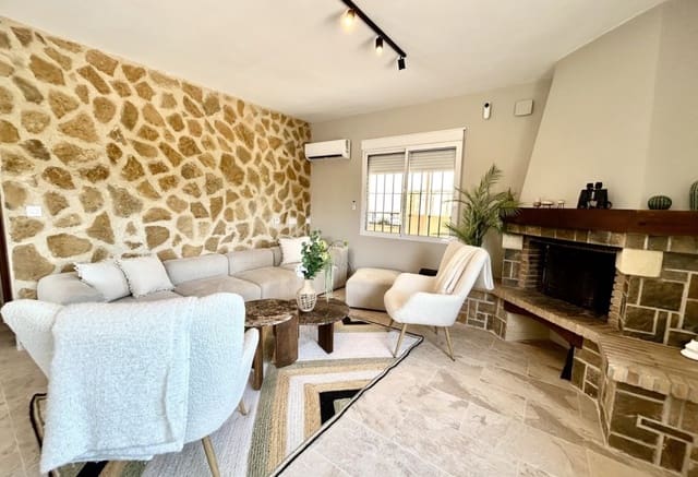 5 soverom Villa til salgs i La Zenia, Orihuela med svømmebasseng - € 840 000 (Ref: 9943215)