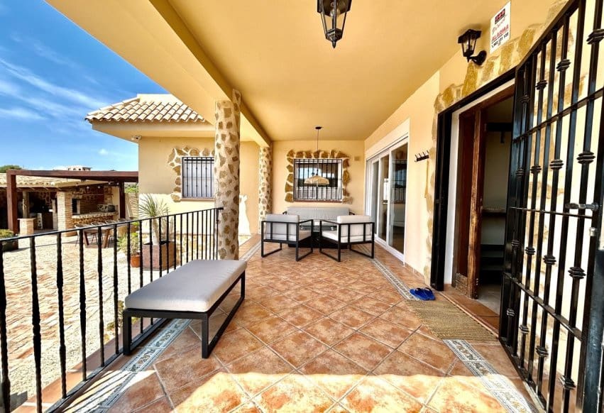 5 soverom Villa til salgs i La Zenia med svømmebasseng - € 840 000 (Ref: 9943215)