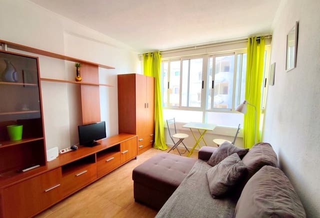 1 slaapkamer Strandappartement te koop in Los Europeos, Torrevieja met zwembad - € 127.000 (Ref: 9943216)