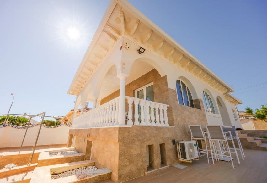 5 sypialnia Willa na sprzedaż w Rojales - 590 000 € (Ref: 9943805)