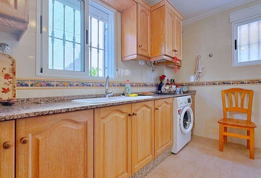 4 soveværelse Villa til salg i Orihuela Costa - € 379.000 (Ref: 9948683)