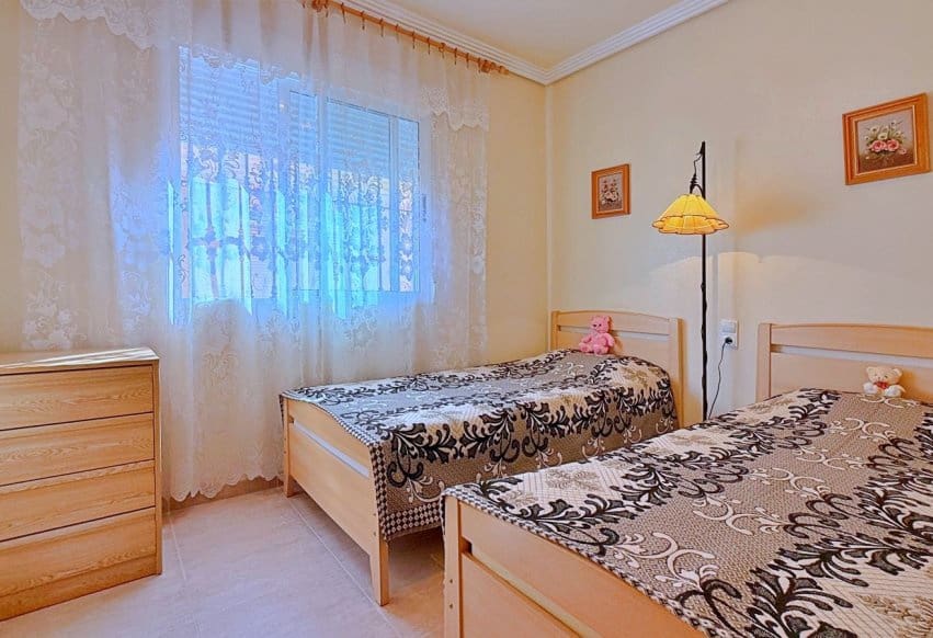 4 soveværelse Villa til salg i Orihuela Costa - € 379.000 (Ref: 9948683)