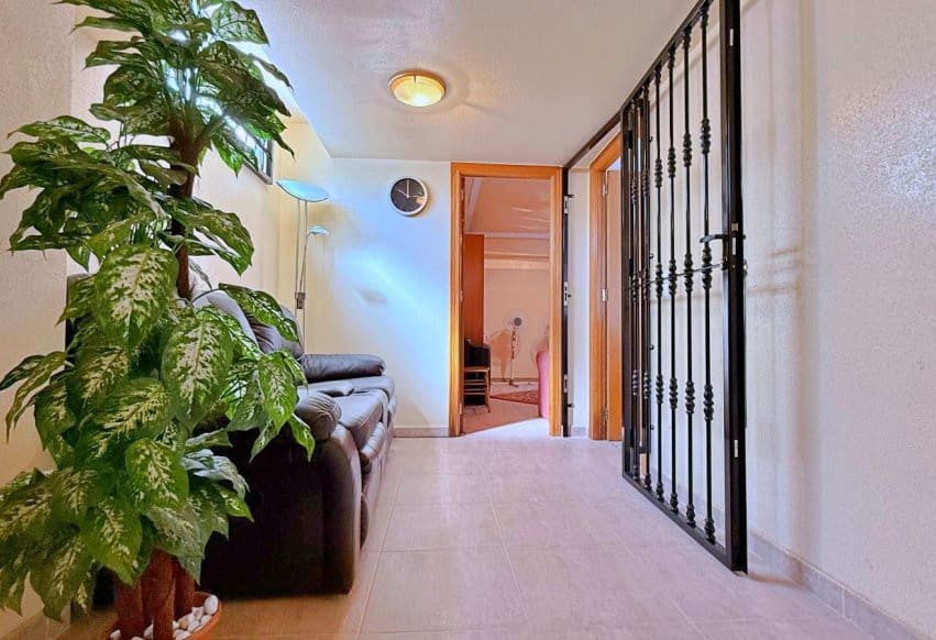 4 soveværelse Villa til salg i Orihuela Costa - € 379.000 (Ref: 9948683)