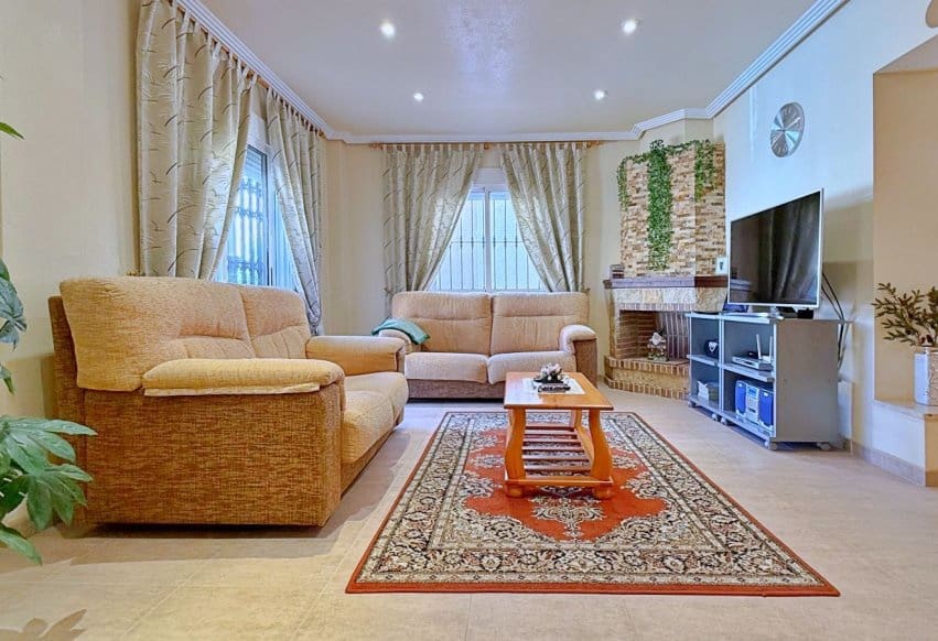 4 soveværelse Villa til salg i Orihuela Costa - € 379.000 (Ref: 9948683)
