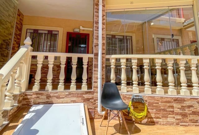 3 slaapkamer Huis te koop in Playa Flamenca, Orihuela met zwembad - € 285.000 (Ref: 9948684)