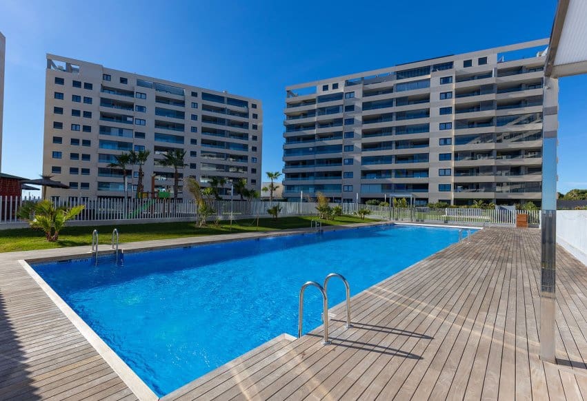 2 makuuhuone Huoneisto myytävänä paikassa Punta Prima - 765 000 € (Ref: 9948687)