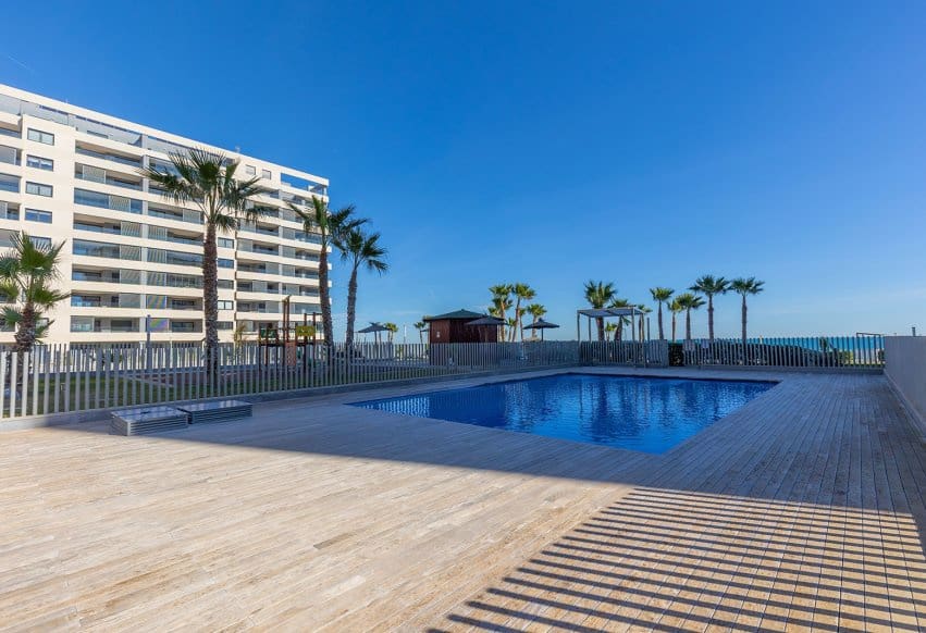 2 makuuhuone Huoneisto myytävänä paikassa Punta Prima - 765 000 € (Ref: 9948687)