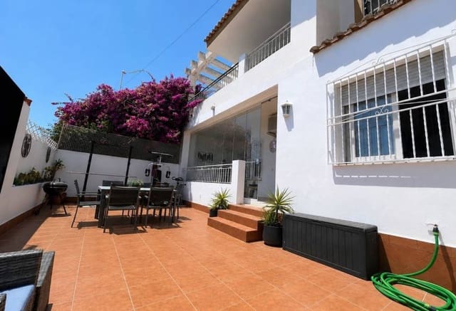 2 soveværelse Lejlighed til salg i Cabo Roig, Orihuela med swimmingpool - € 159.900 (Ref: 9950186)