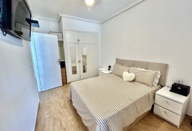 2 soveværelse Lejlighed til salg i Cabo Roig, Orihuela med swimmingpool - € 159.900 (Ref: 9950186)