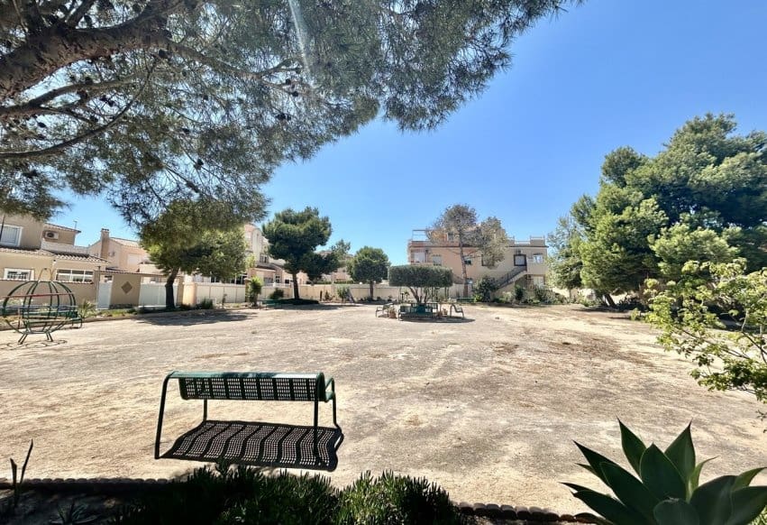 2 soveværelse Lejlighed til salg i Cabo Roig med swimmingpool - € 159.900 (Ref: 9950186)