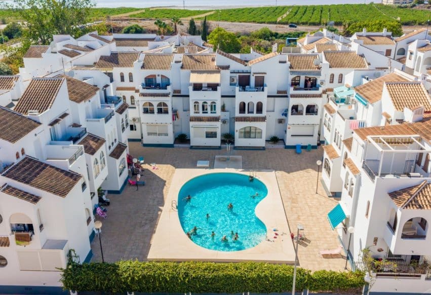 Bungalow de 1 habitación en Torrevieja en venta - 132.000 € (Ref: 9950187)