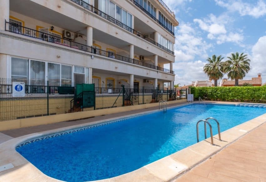 2 bedroom Apartment for sale in La Florida with pool - € 194,800 (Ref: 9950191)