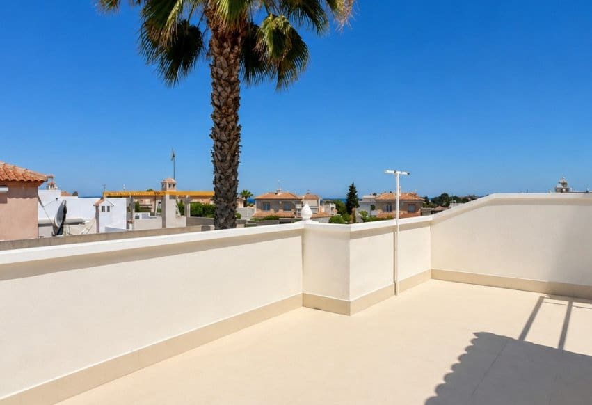3 sovrum Hus till salu i Orihuela Costa med pool - 239 000 € (Ref: 9953068)
