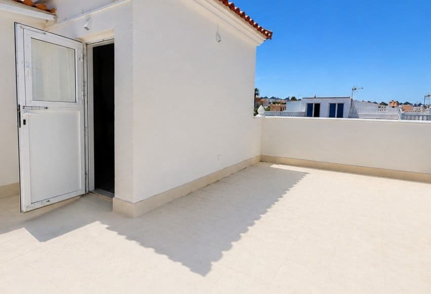 3 sovrum Hus till salu i Orihuela Costa med pool - 239 000 € (Ref: 9953068)