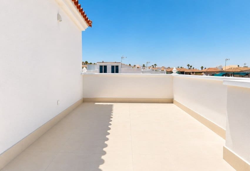 3 sovrum Hus till salu i Orihuela Costa med pool - 239 000 € (Ref: 9953068)