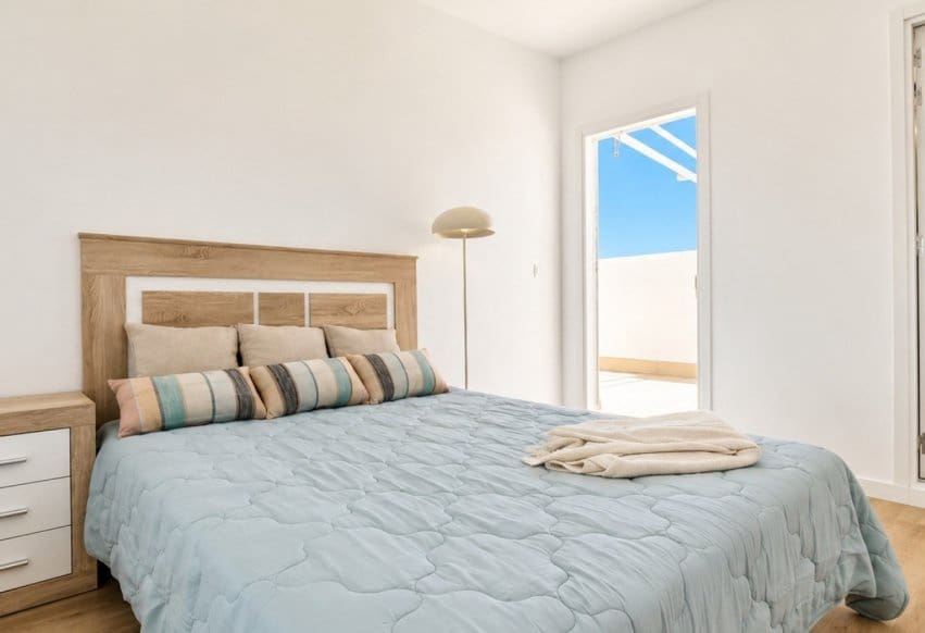 3 sovrum Hus till salu i Orihuela Costa med pool - 239 000 € (Ref: 9953068)