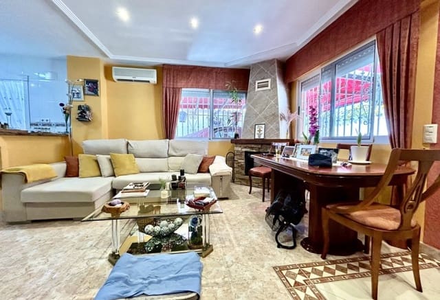 2 quarto Casa em Banda para venda em Los Balcones - Los Altos, Torrevieja com piscina - 239 500 € (Ref: 9953069)