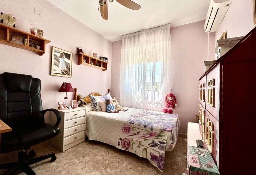 2 bedroom Townhouse for sale in Torrevieja with pool - € 239,500 (Ref: 9953069)
