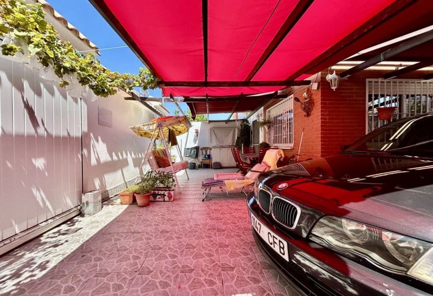 2 bedroom Townhouse for sale in Torrevieja with pool - € 239,500 (Ref: 9953069)